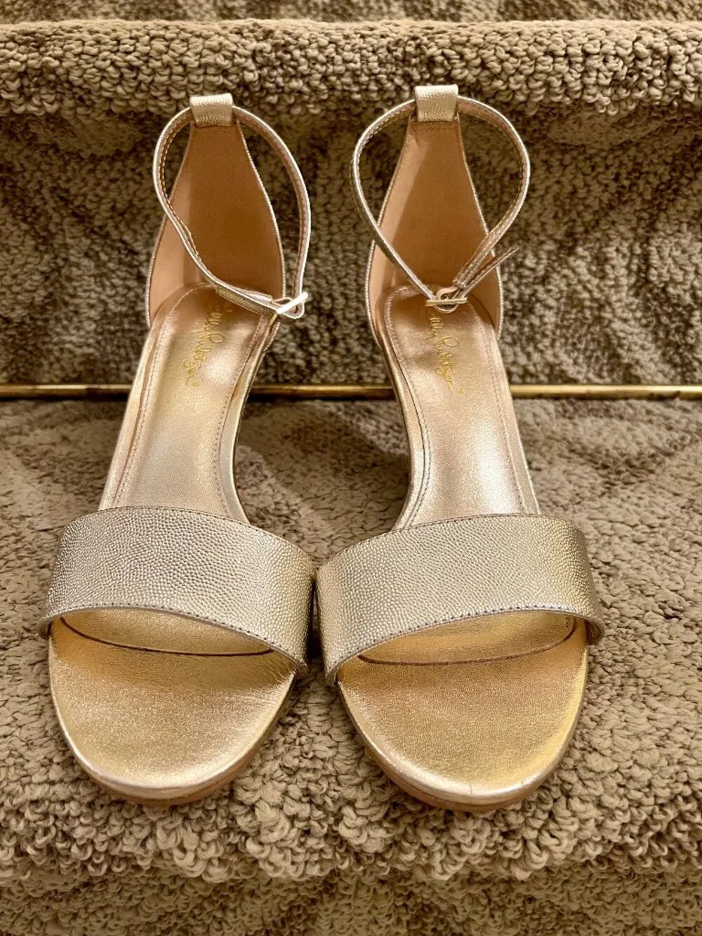 NWOB Lilly Pulitzer Bridgette Metallic Gold Wedge Heels Shoes Size 9.5 M